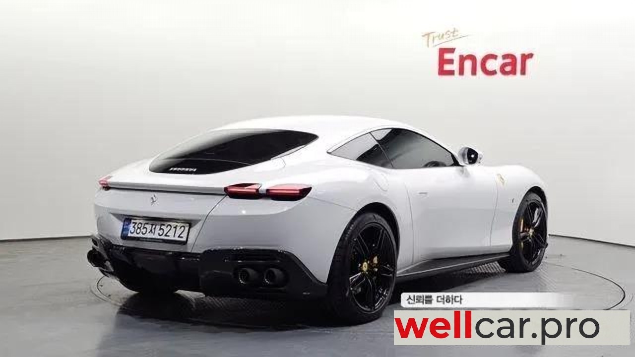 ferrari Roma