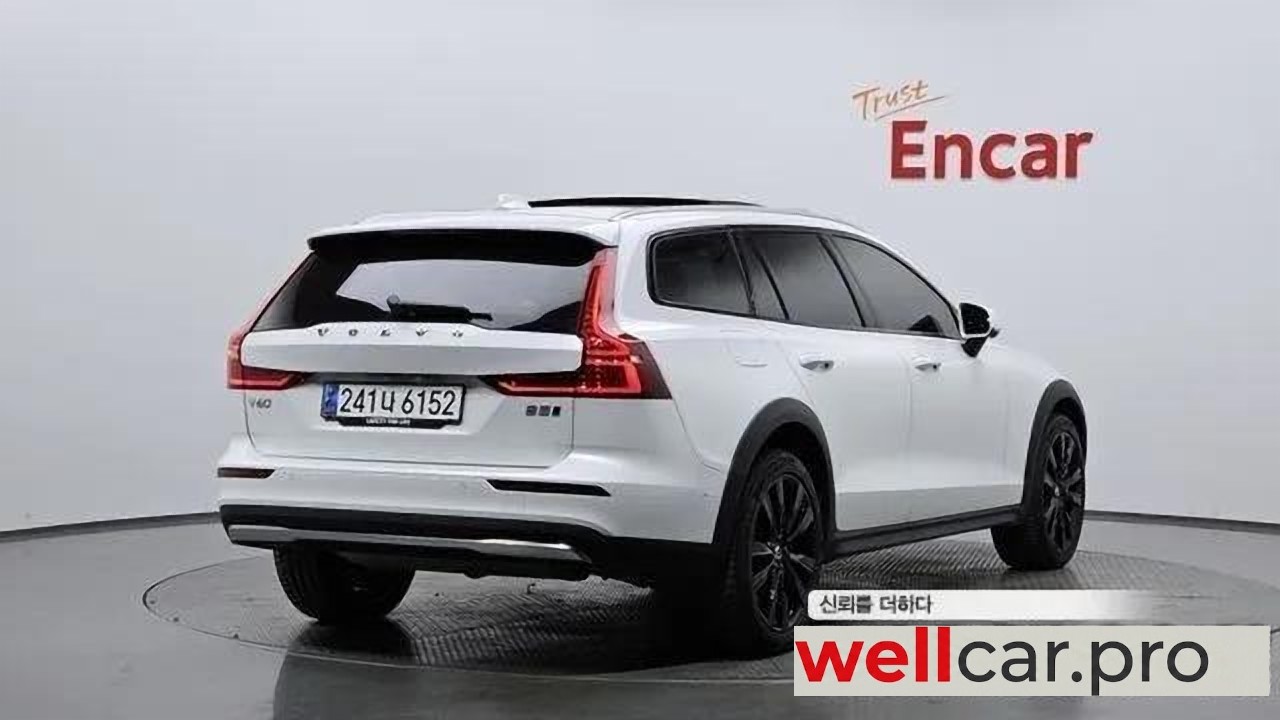 volvo V60 Cross Country 2nd Generation