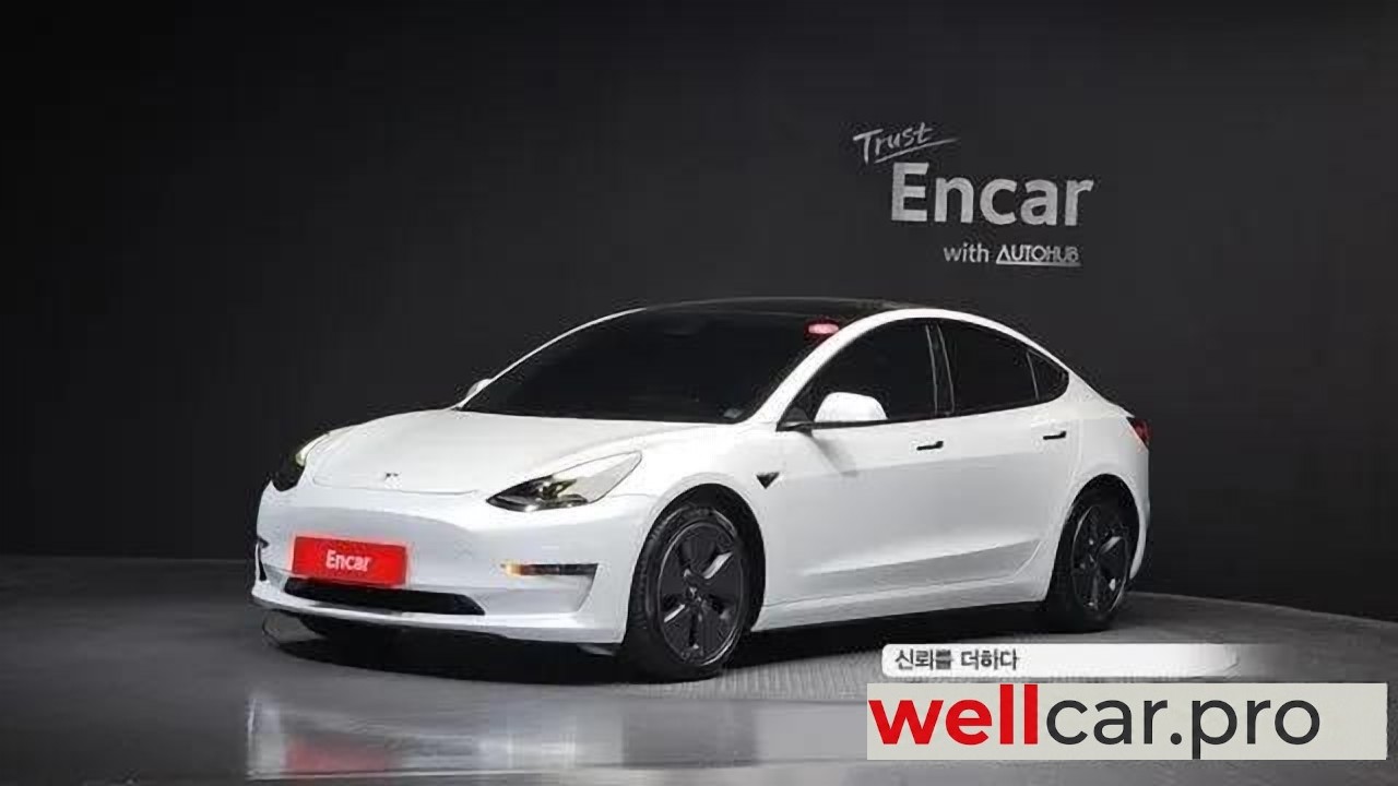 tesla Model 3