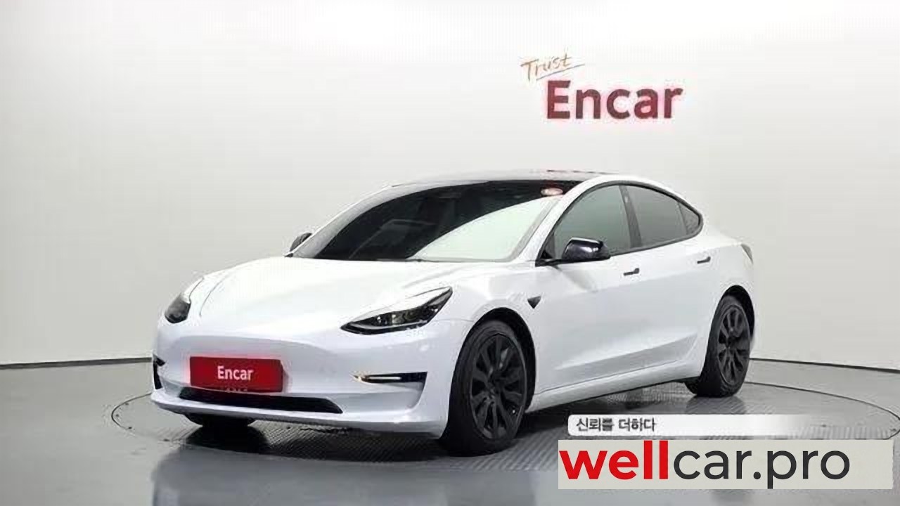 tesla Model 3